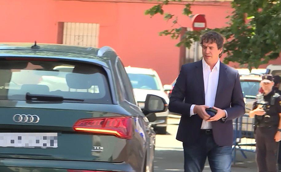 David Sánchez sale del juzgado. David Sánchez sale del juzgado.