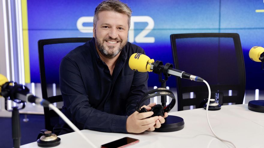 Aimar Bretos se pone al frente de 'Hoy por Hoy' en La Ser a partir de septiembre.