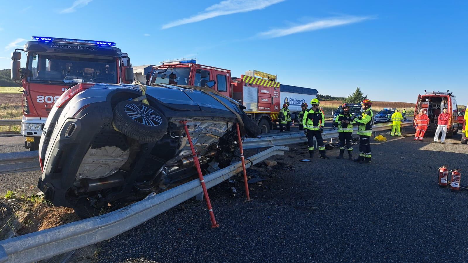  ICAL. Muere una mujer de 30 años tras salirse de la vía con su turismo en la A-67 a la altura de Herrera de Pisuerga (Palencia)