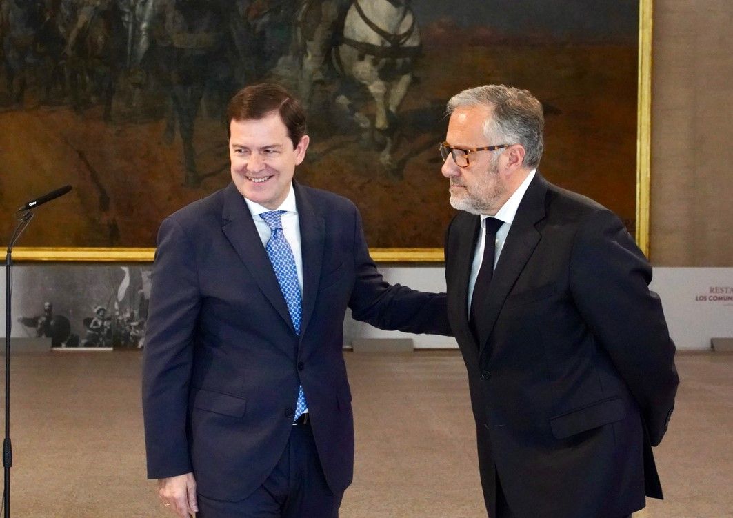 Manueco y Pollán, este miércoles, en Las Cortes de CyL. (Ical)