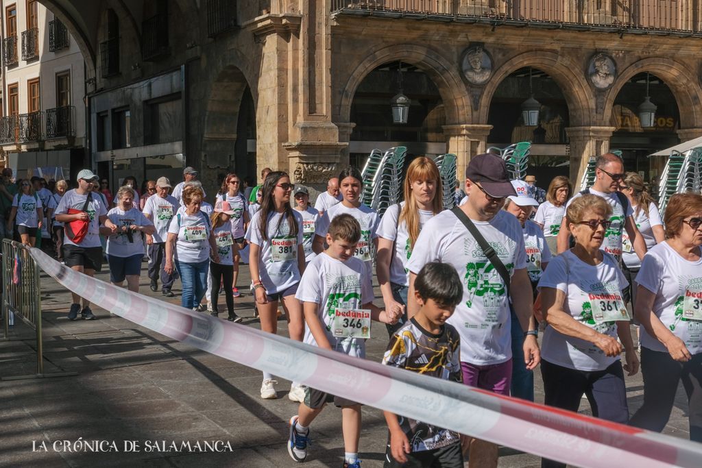 La marcha entra en la Plaza Mayor. (Foto: Pablo de la Peña)
