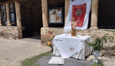 Misa y procesión del Corpus en Carbajosa
