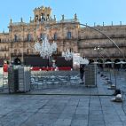 La Plaza Mayor decorada como si fuera un salón. 