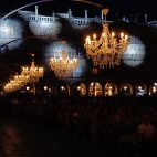 Las 'arañas' que decoraron la Plaza Mayor en la entrega de las Medallas de Oro de la ciudad. 