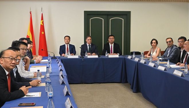 Los alcaldes de las ciudades chinas de Yangjiang y Yangchun estrechan lazos con Salamanca(3) Los alcaldes de las ciudades chinas de Yangjiang y Yangchun estrechan lazos con Salamanca(3)