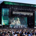 Miles de personas celebran en Madrid el 125 aniversario de Iberdrola en un festival benéfico con grandes artistas.