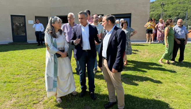 Inauguración de las piscinas de San Esteban de la Sierra. Inauguración de las piscinas de San Esteban de la Sierra.