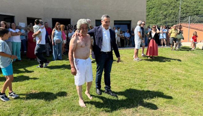Inauguración de las piscinas de San Esteban de la Sierra. Inauguración de las piscinas de San Esteban de la Sierra.