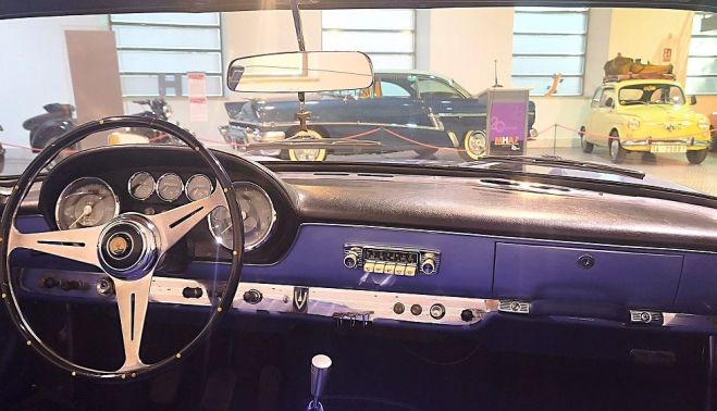 El Jaguar Tipo E, pieza del mes de julio en el Museo de Historia de la Automoción de Salamanca