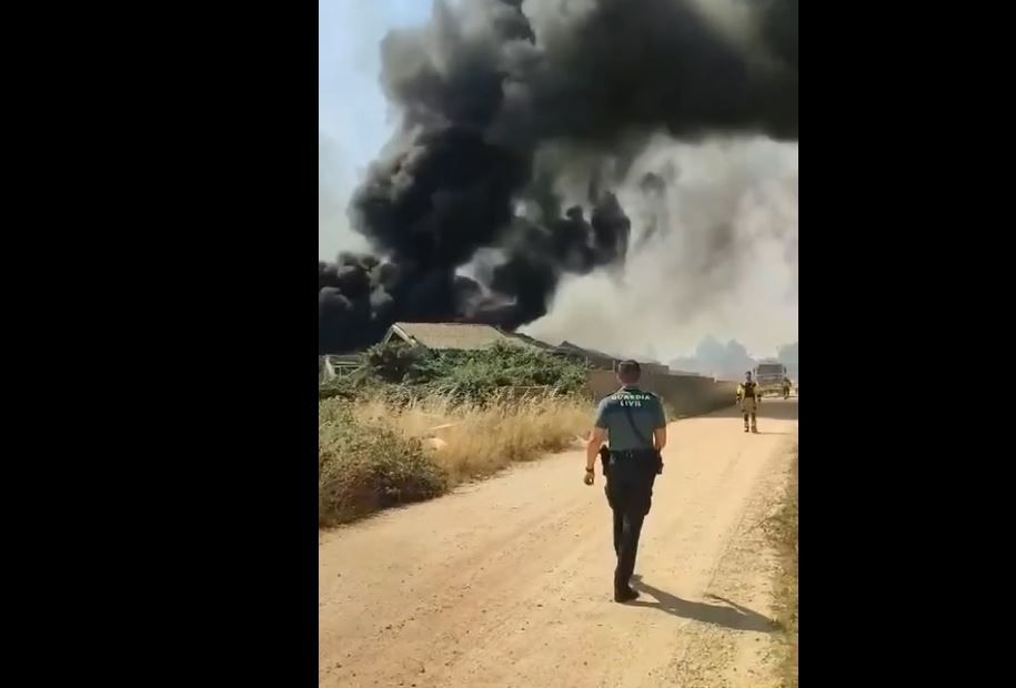 Incendio en Pelabravo (Guardia Civil Salamanca) Incendio en Pelabravo (Guardia Civil Salamanca)