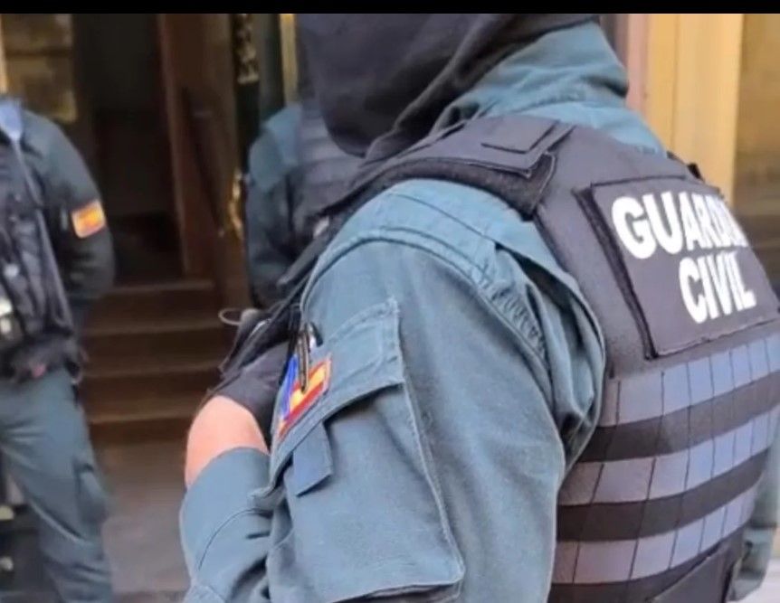 Agentes de la Guardia Civi. Fotografía. Guardia Civil. Agentes de la Guardia Civi. Fotografía. Guardia Civil.