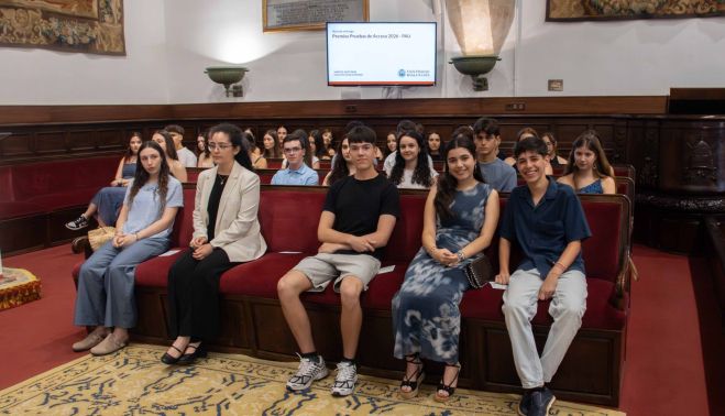 Los 103 mejores estudiantes de la PAU, reconocidos en la Universidad de Salamanca.