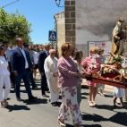 La procesión en las fiestas de Campillo