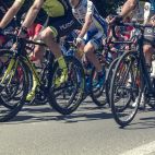 Pelotón de ciclistas. Imagen de piviso en Pixabay