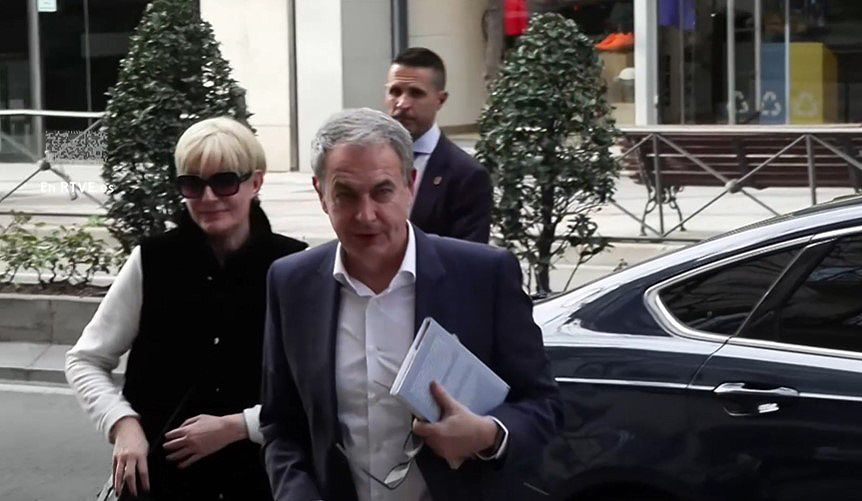Zapatero, en una imagen de archivo. Zapatero, en una imagen de archivo.