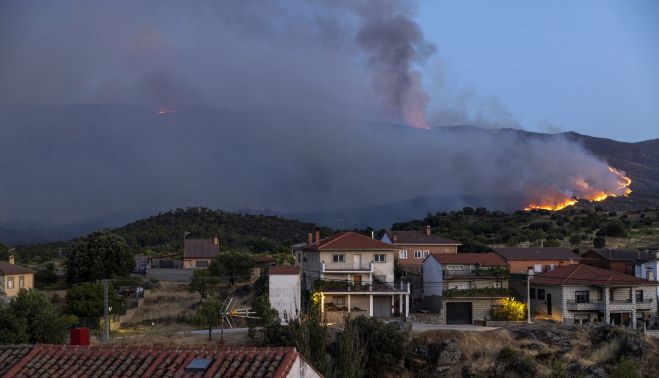 Rmestudios / ICAL. Incendio en Burgohondo Rmestudios / ICAL. Incendio en Burgohondo