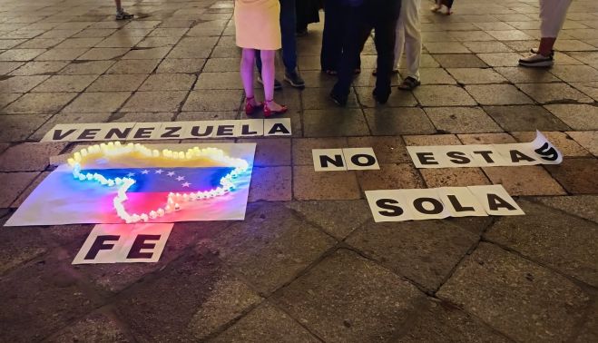 Recuerdo de que Venezuela no está sola en la Plaza Mayor de Salamanca. Recuerdo de que Venezuela no está sola en la Plaza Mayor de Salamanca.