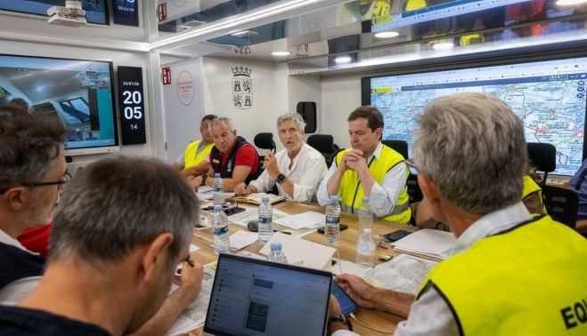 Grande Marlaska preside, desde el Puesto de Mando Avanzado de Navaluenga, el CECOD de los incendios de la Comunidad de Madrid y de las provincias de Ávila y Toledo.