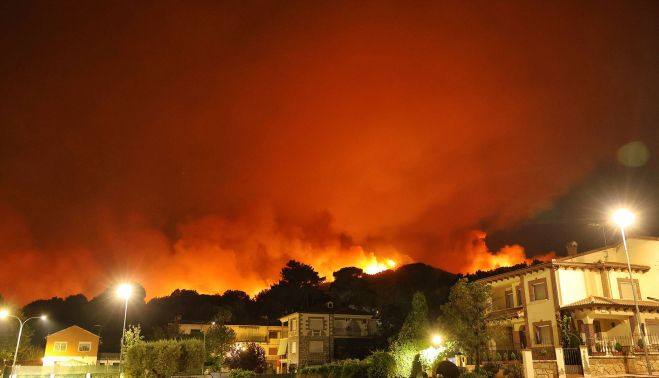 José VicenteICAL. El incendio forestal de Burgohondo (Ávila) calcinó ya alrededor de 50.000 hectáreas (3) José VicenteICAL. El incendio forestal de Burgohondo (Ávila) calcinó ya alrededor de 50.000 hectáreas (3)