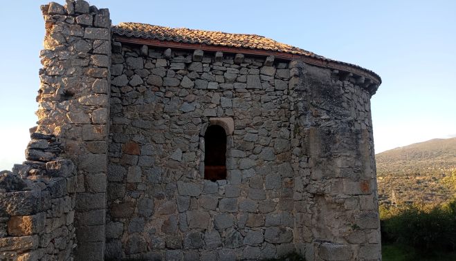 ICAL . Conjunto medieval de Santa María de La Losa y San Miguel en El Espinar (Segovia) 