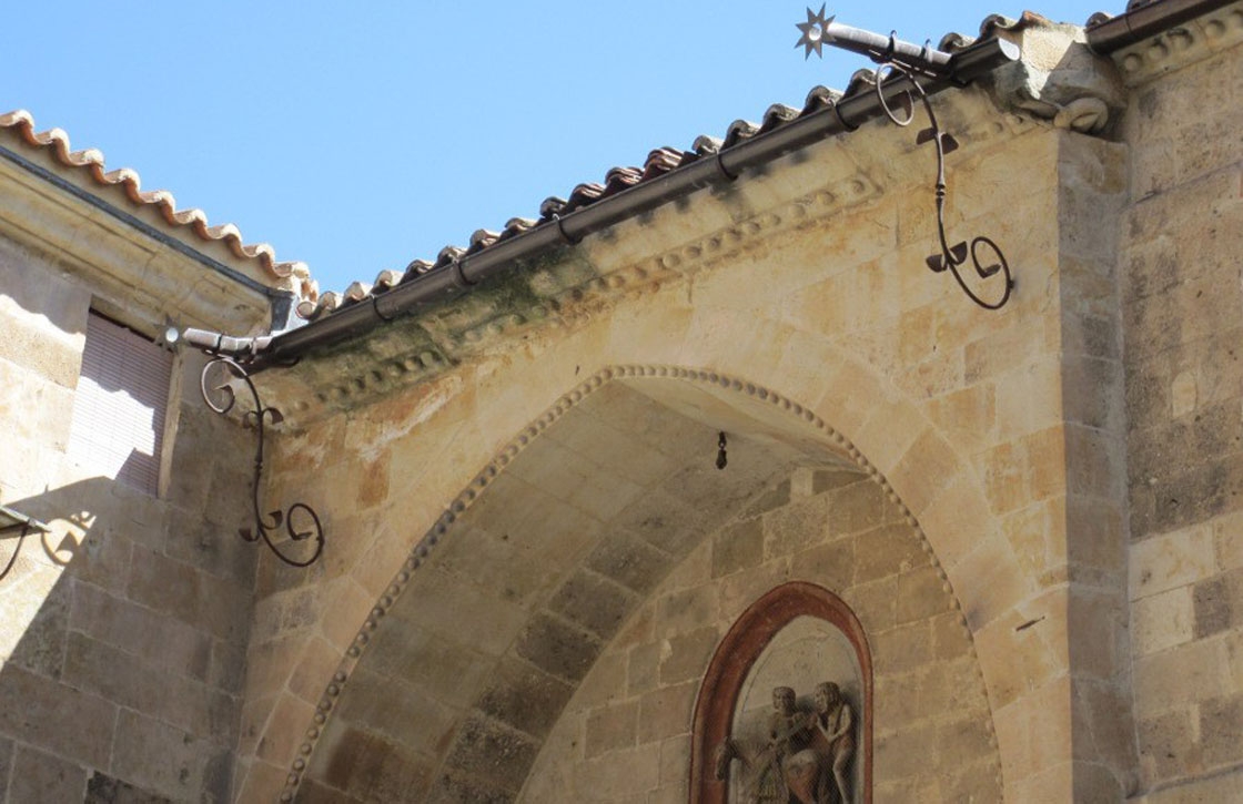 iglesia san Martin humedades