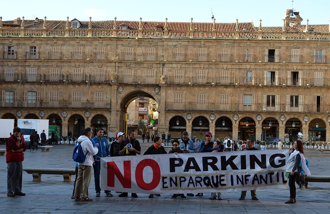 garrido parking protesta plaza