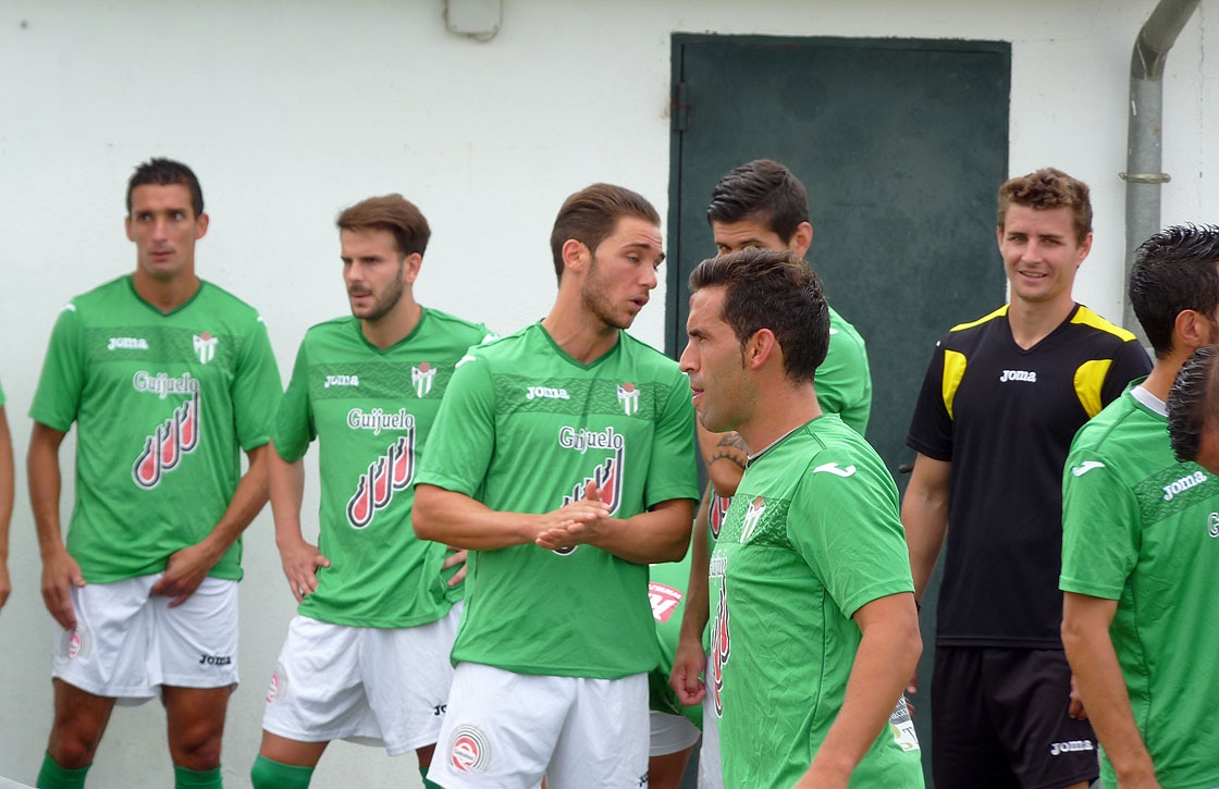 guijuelo antes del partido con tropezon