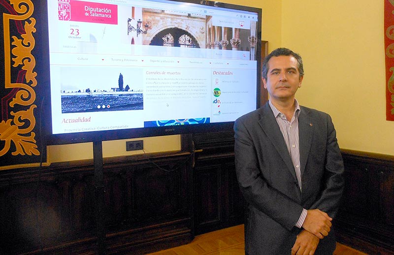 Manuel Tostado, diputado de Cultura y la nueva web.