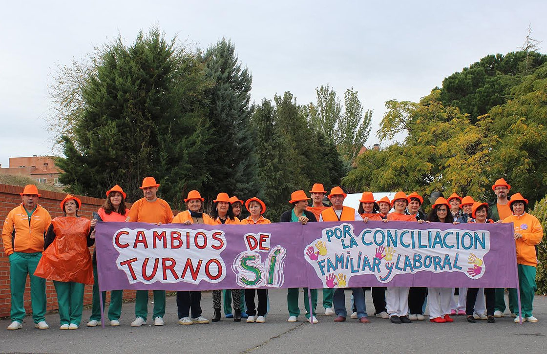 trabajadores servicios sociales