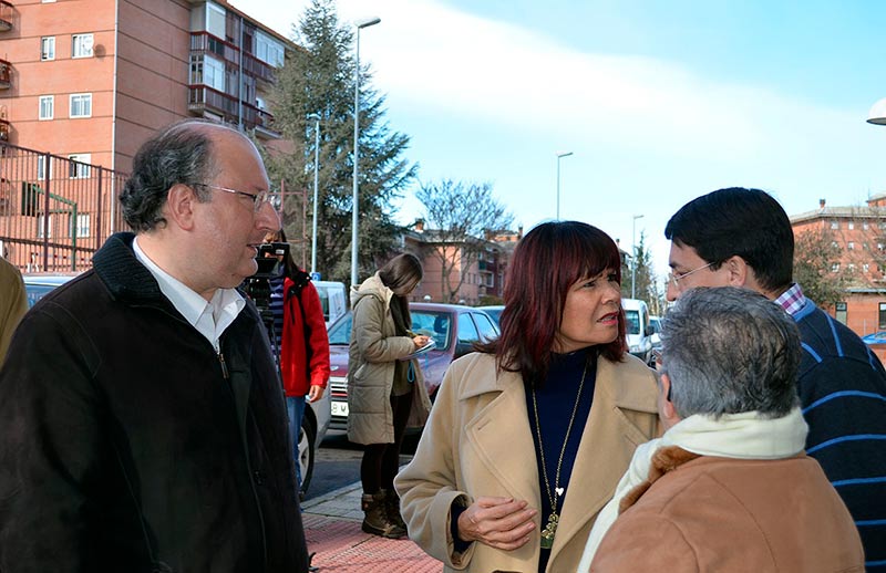 psoe micaela navarro con cabero y pablos