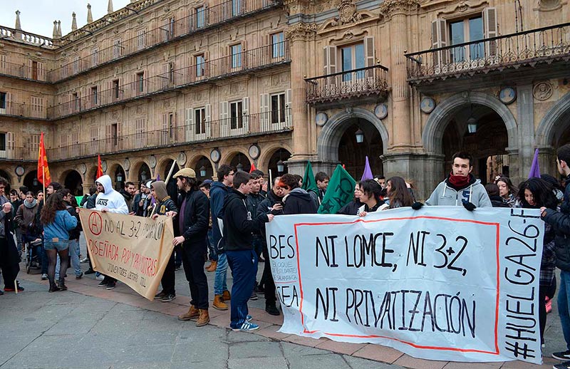 estudiantes protesta reforma universitaria 3+2