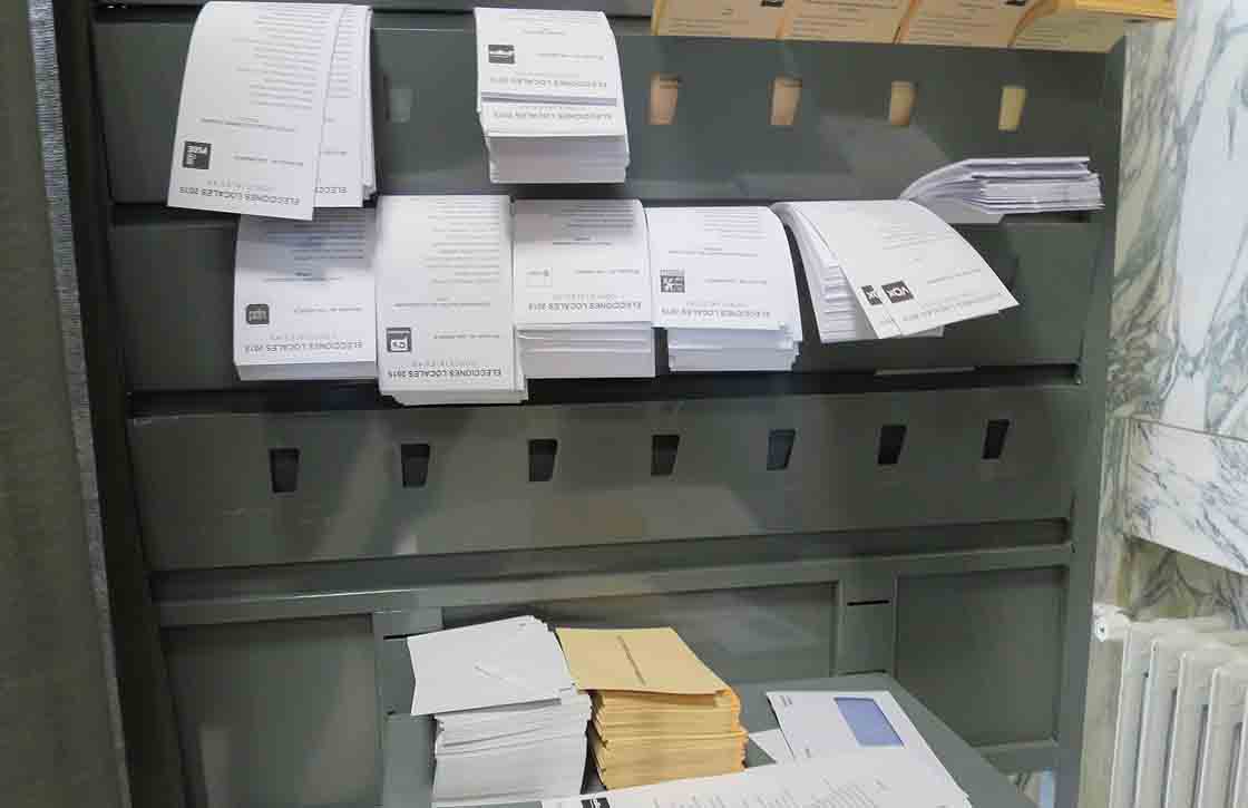 elecciones municipales papeletas votos