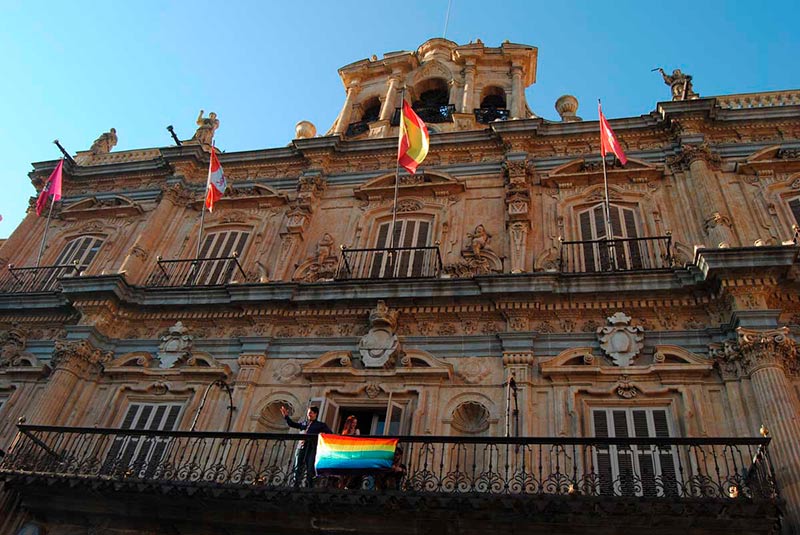 Día del orgullo Gay, bandera arcoiris Ayuntamiento de Salamanca