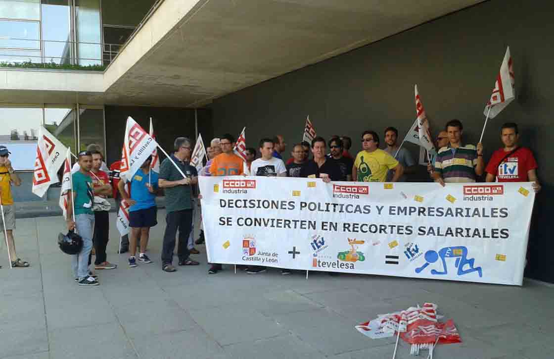 ITV protesta ante delegacion junta