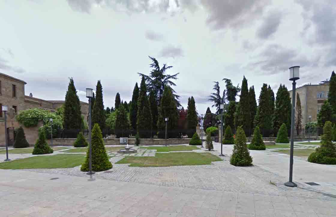 jardin de la merced junto a ciencias