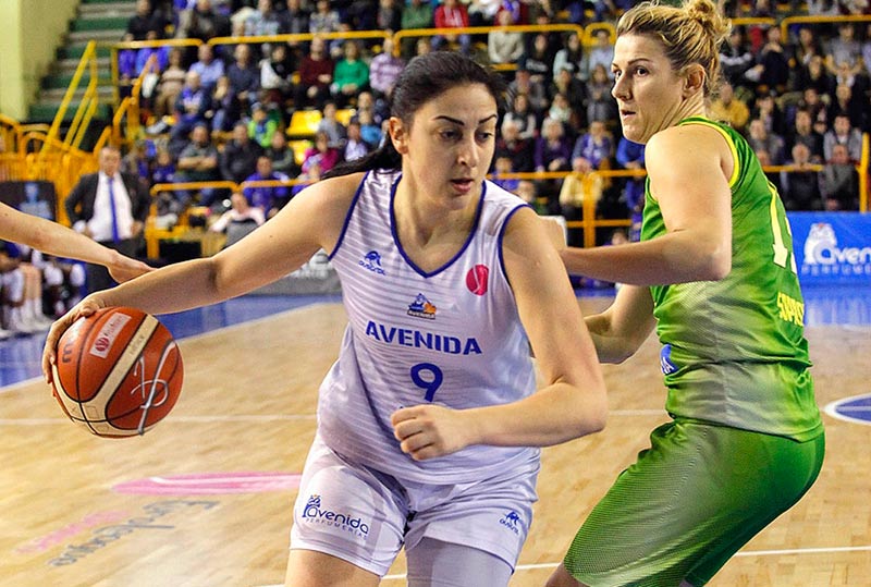 avenida uniqo sopron