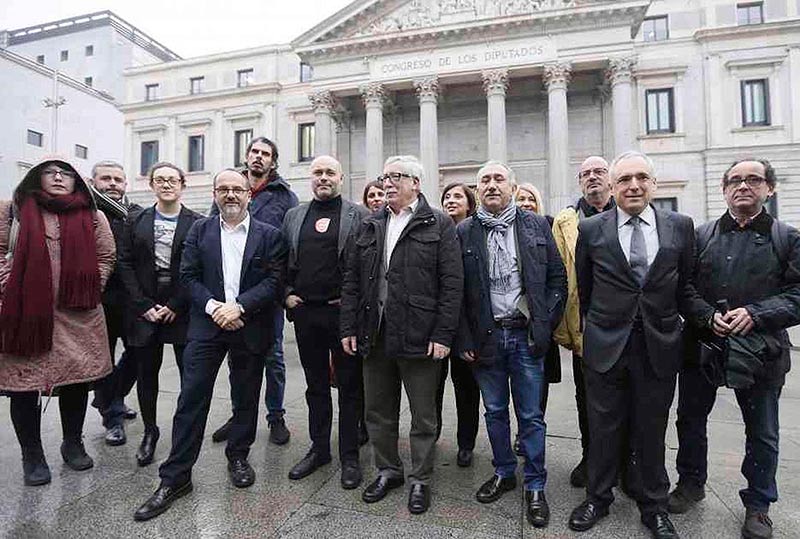 renta basica sindicatos y partidos qu ela apoyan en congreso