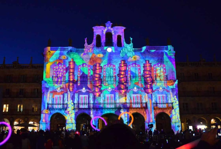 Piden la vuelta del Festival de Luz y Vanguardias