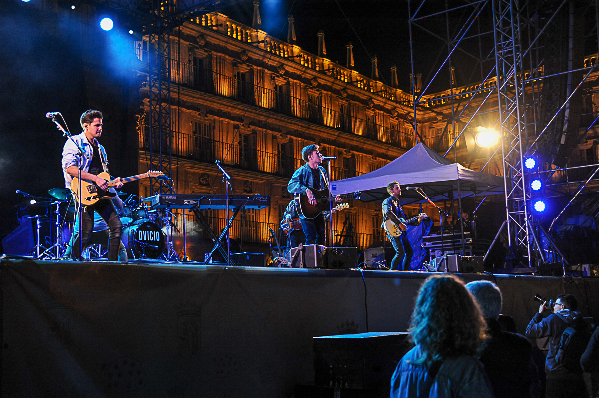 Dvicio ofreció el último concierto de las Ferias y Fiestas en Salamanca.