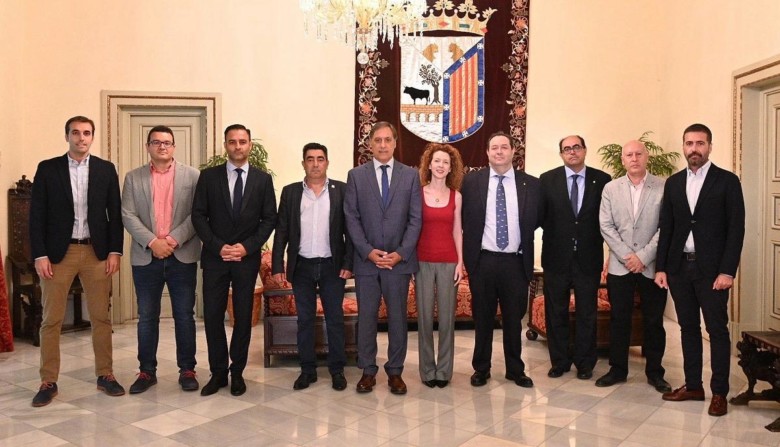 Miembros del equipo de Gobierno y de la Confederación de Empresarios de Salamanca.