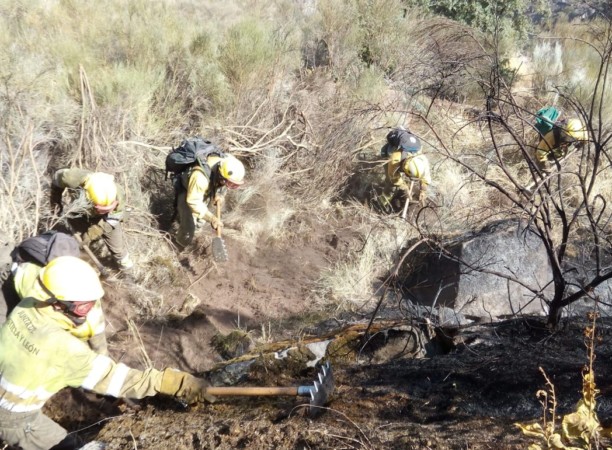 incendio hinojosa bomberos forestales 2 AT Brif