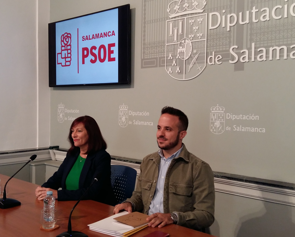 Carmen Ávila y Carlos Fernández, diputados provinciales socialistas de Salamanca