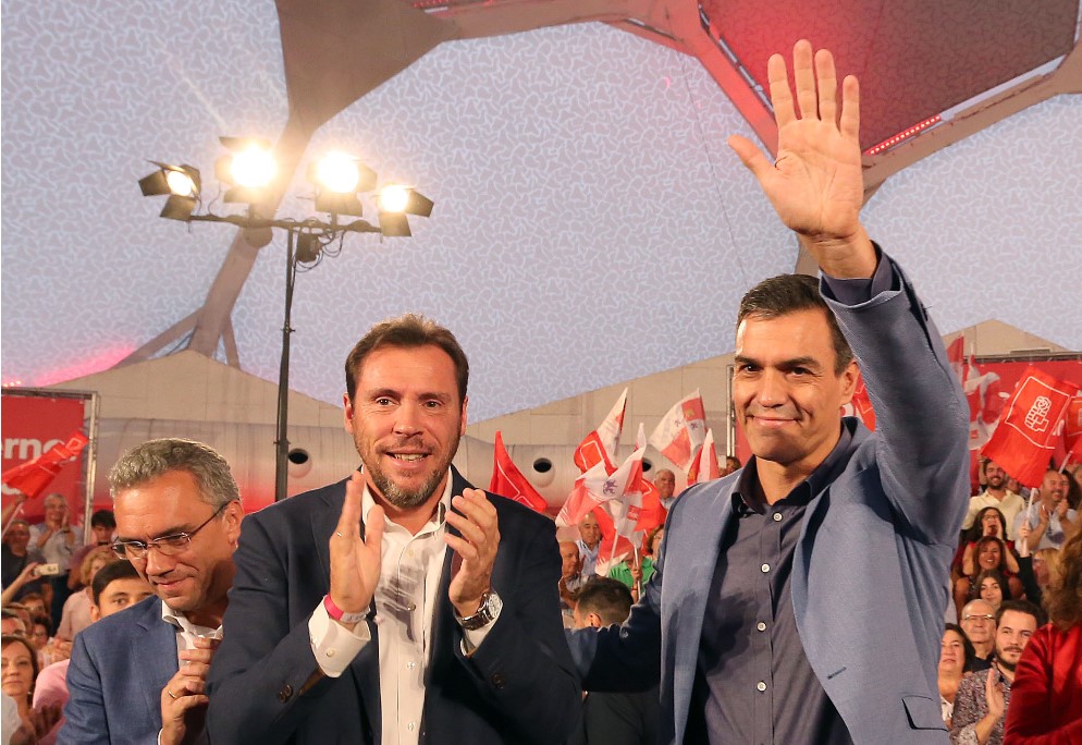 psoe oscar puente pedro sanchez ical valladolid precampaña 10n