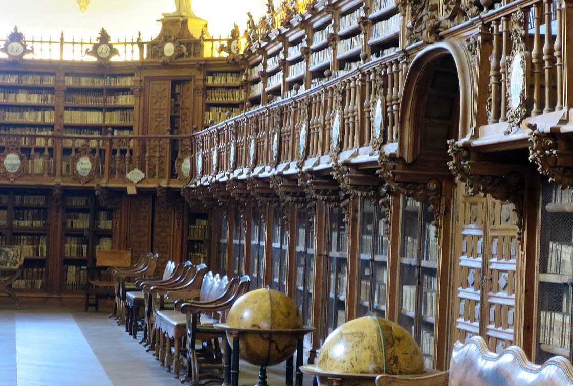 biblioteca antigua general historica usal (5)