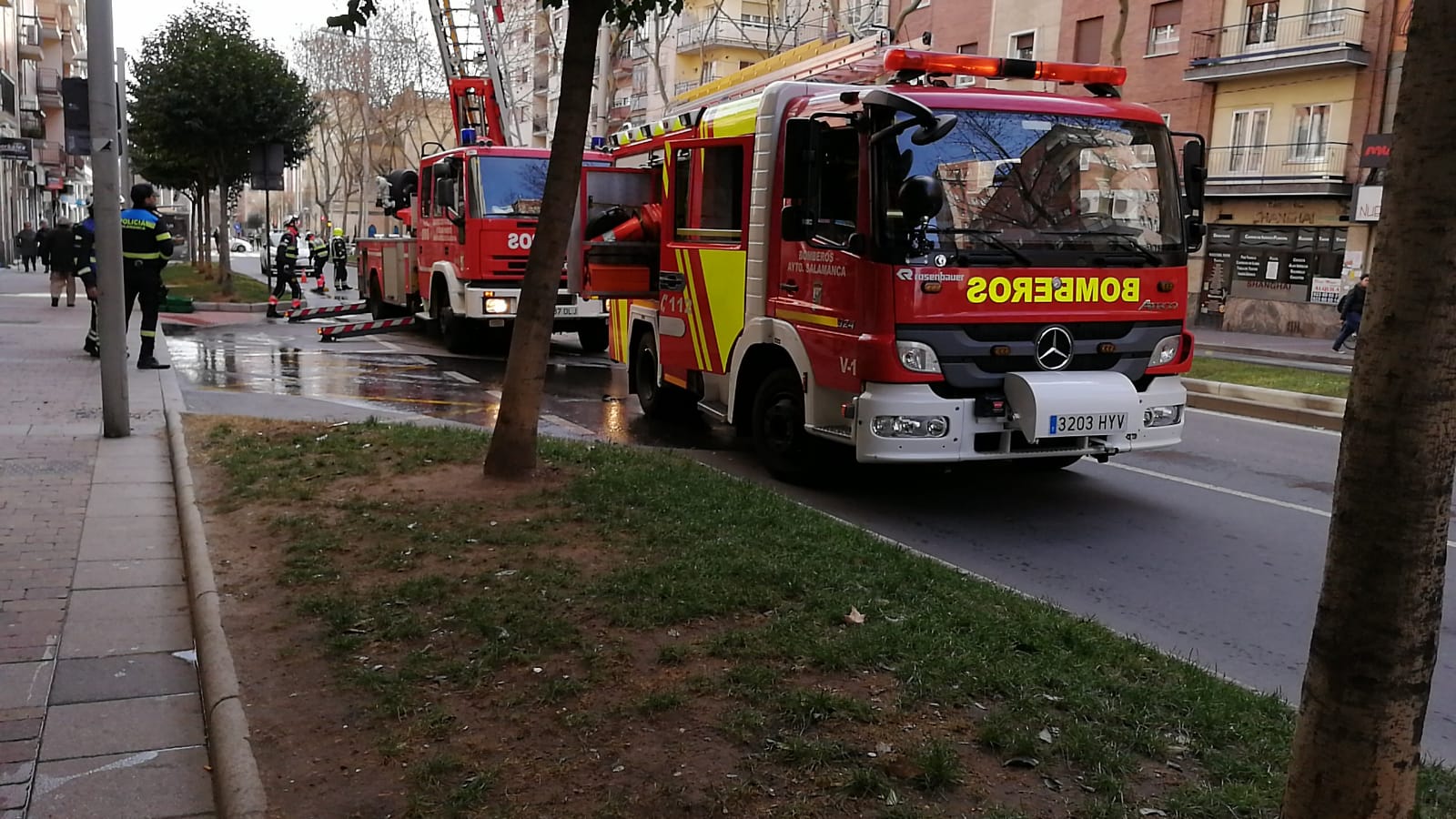 Los bomberos acudieron a un aviso a la avenida de Portugal.