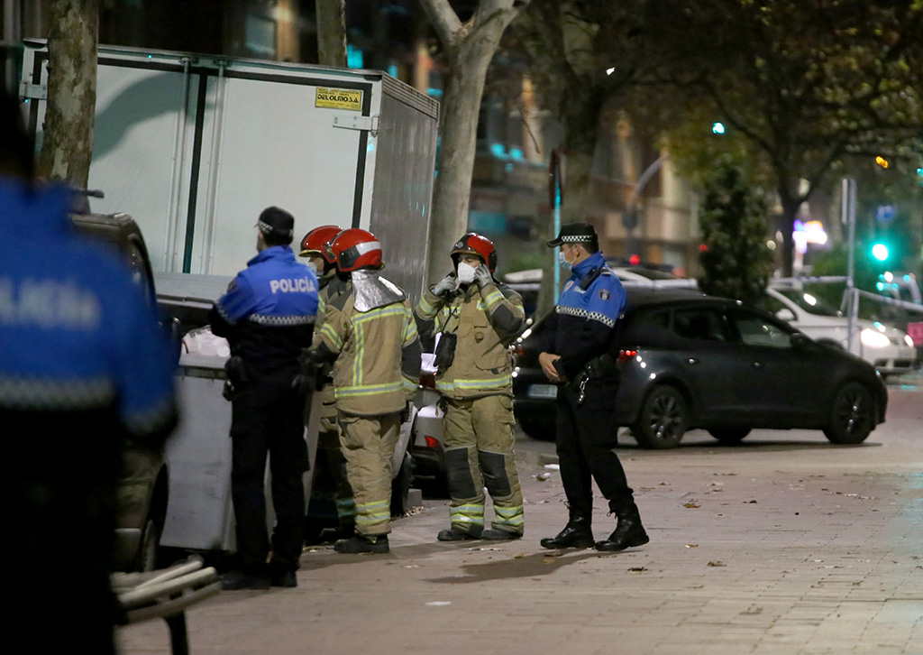 Leticia Pérez. ICAL . Policía Nacional y Local en la calle General Shelly, número 7, de Valladolid.