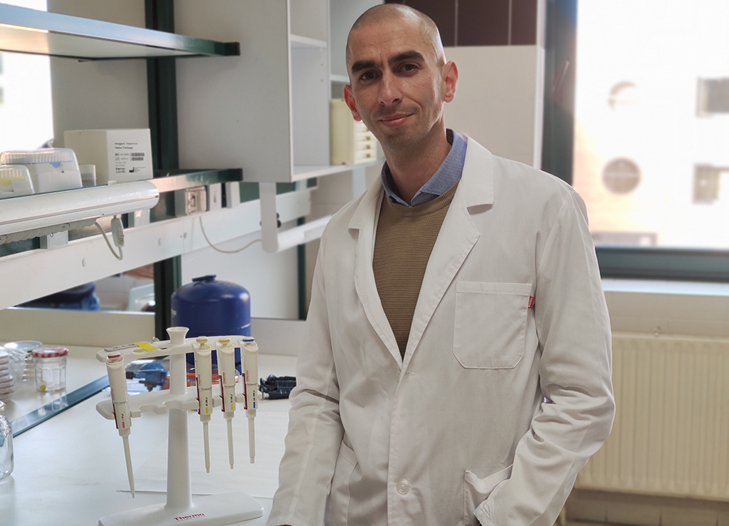 Raúl Rivas, catedrático del área de Microbiología, de la Universidad de Salamanca.