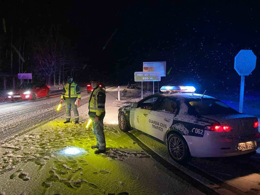 La Guardia Civil aconseja no coger el coche del 07 al 10 por nevadas. Foto. Guardia Civil.
