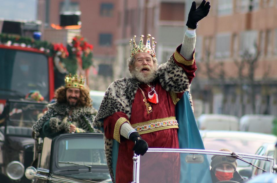 reyes magos cabalgata leon ical