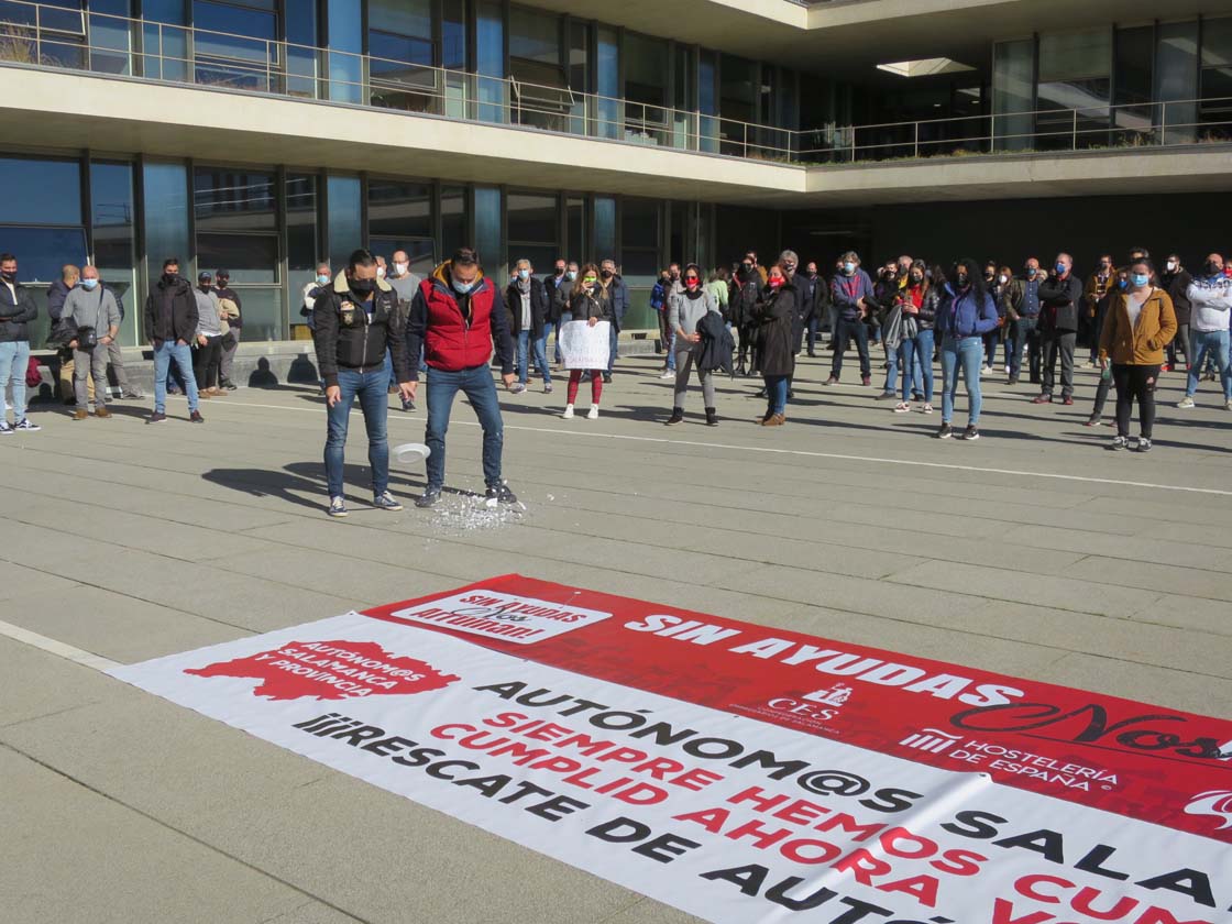 hosteleria hosteleros protestan delegacion junta restricciones pandemia (16)